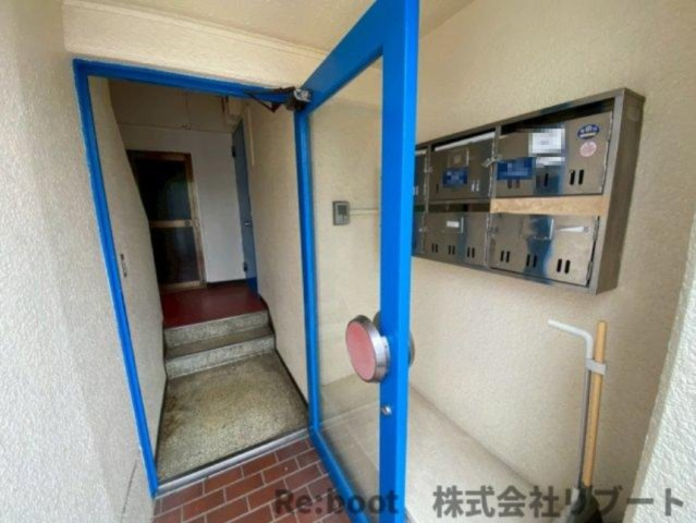 ＮＫＣビルのエントランス