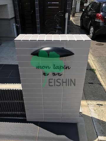 mon lapin(モンラパン)のエントランス
