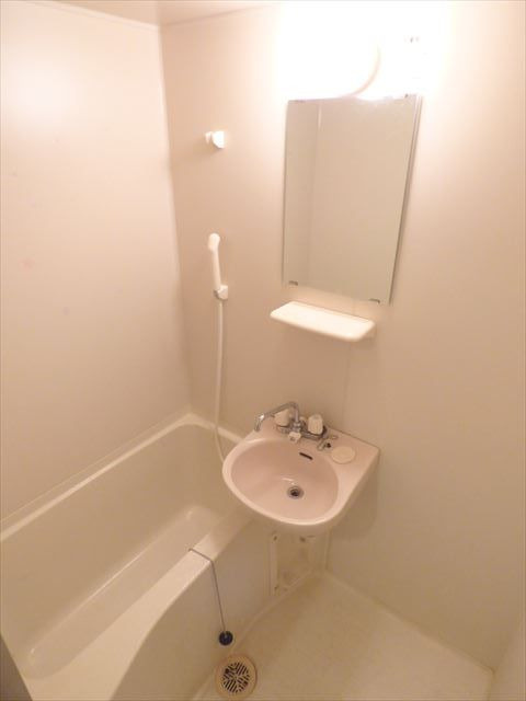 ベネフィスタウン井尻Ⅴの浴室