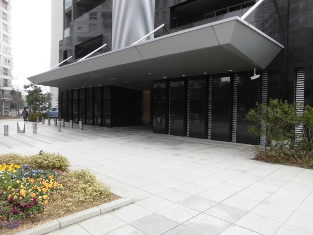 BEACON Tower Residenceのエントランス