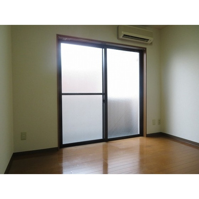 【居間・リビング】 | クレール・カサベルデ | 洋室