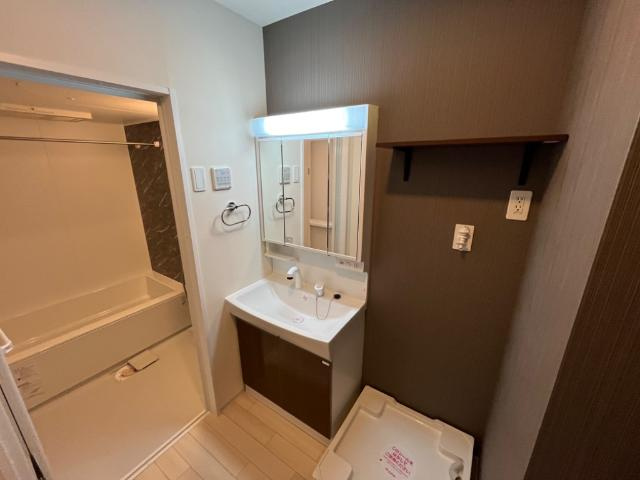 仮称）寒河江市大字日田新築アパートの洗面所|洗髪洗面化粧台（イメージ）