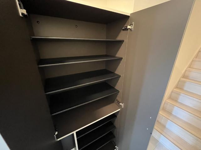 仮称）寒河江市大字日田新築アパートの収納|下駄箱（イメージ）