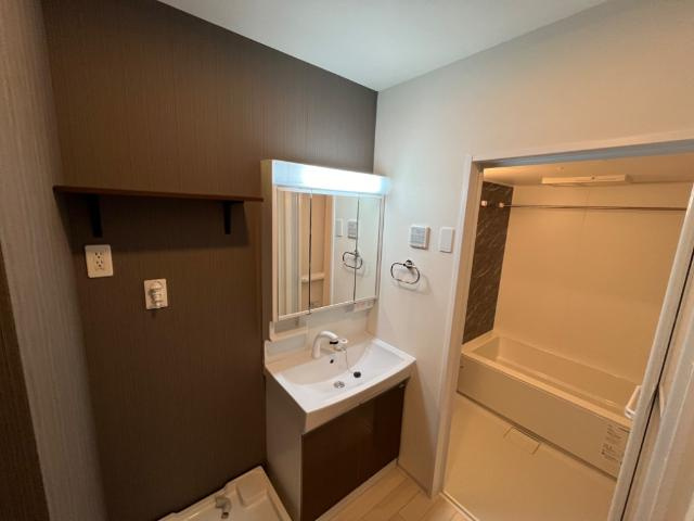 仮称）寒河江市大字日田新築アパートの洗面所|洗髪洗面化粧台（イメージ）