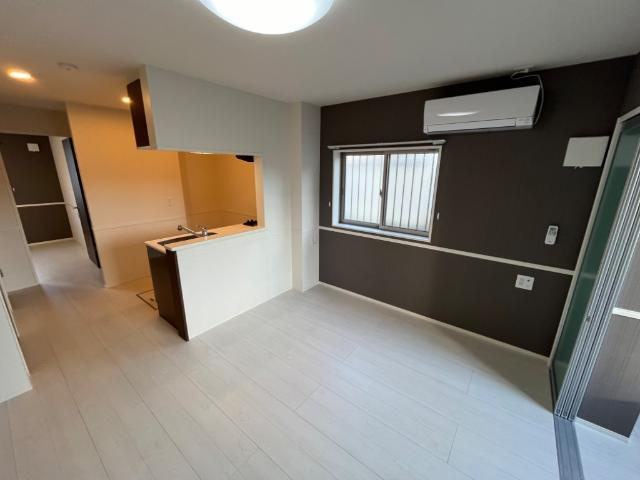 仮称）寒河江市大字日田新築アパートの居間・リビング|リビング（イメージ）