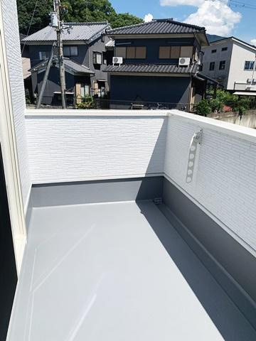 桜井市河西 ２号地／新築一戸建のバルコニー|■現地撮影写真■日当たりのよいバルコニー！洗濯物もよく乾きます！