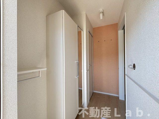 ベラ　ルーチェ　Ｃの玄関