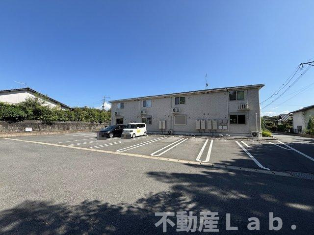 ベラ　ルーチェ　Ｃの駐車場