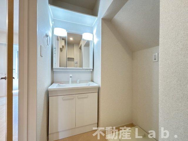 ベラ　ルーチェ　Ｃの洗面所