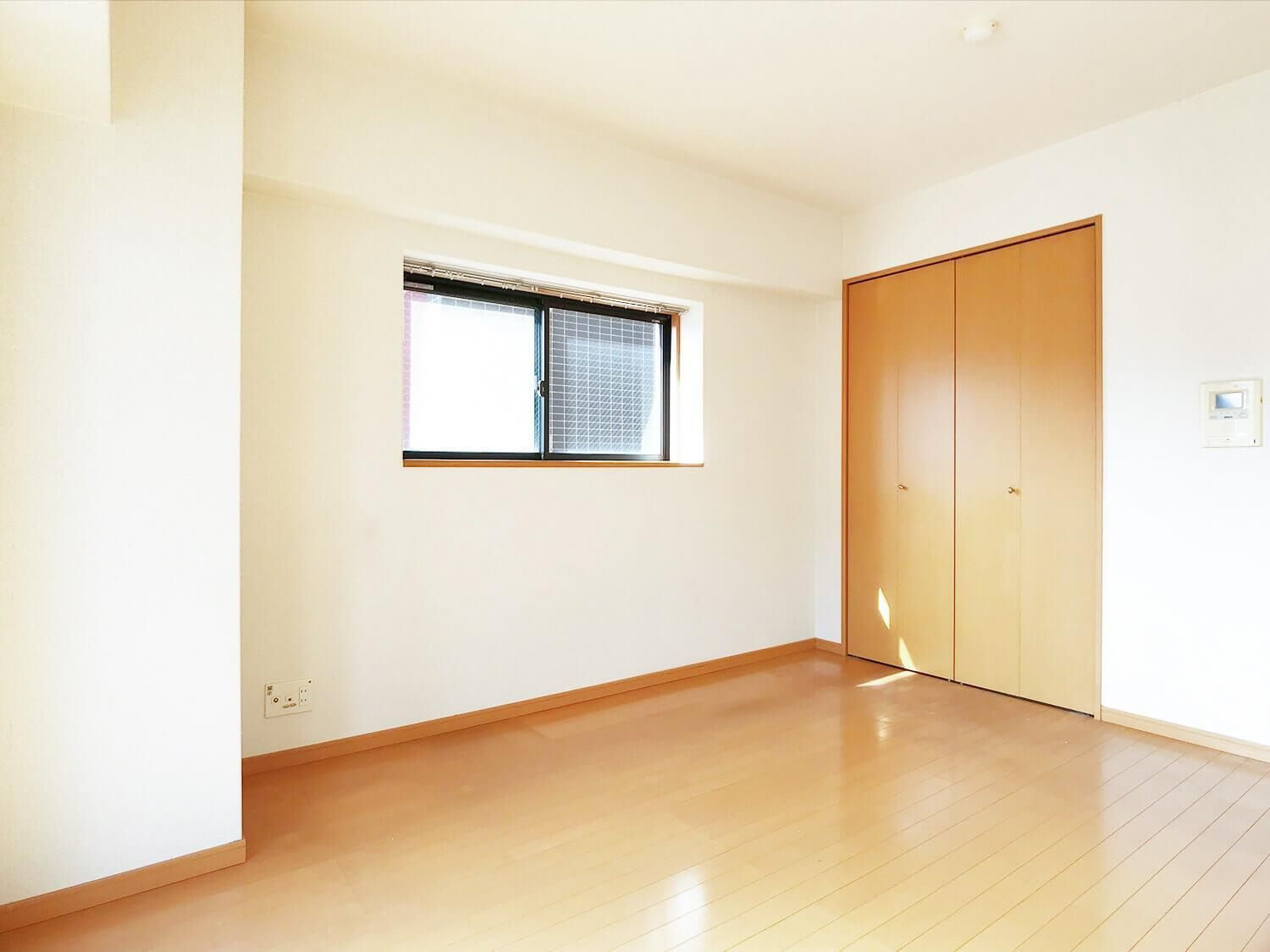 ミリオーネシャトウ高砂の居間・リビング