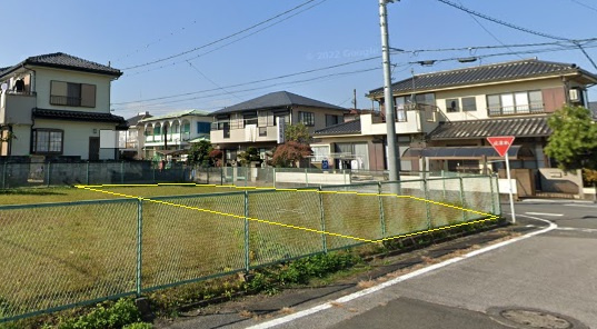 坂戸市鶴舞3丁目売地【建築条件付】の前面道路含む現地写真