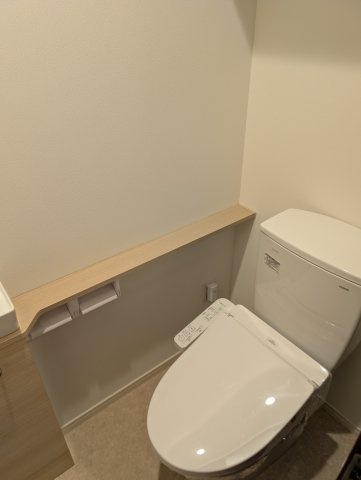 YAKUIN SQUAREのトイレ