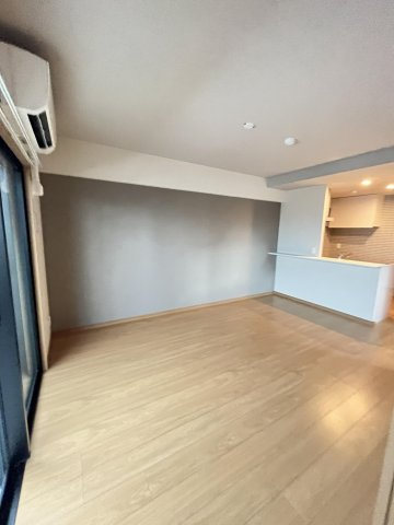 MODERN PALAZZO六本松stationの居間・リビング