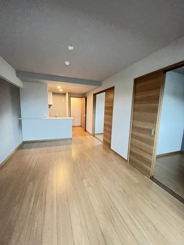 MODERN PALAZZO六本松stationの居間・リビング