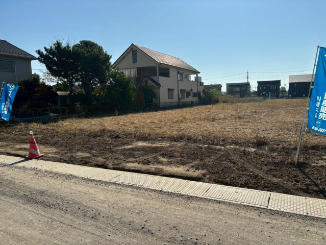 土地　川越市寺山　全４区画の前面道路含む現地写真|建築条件無し