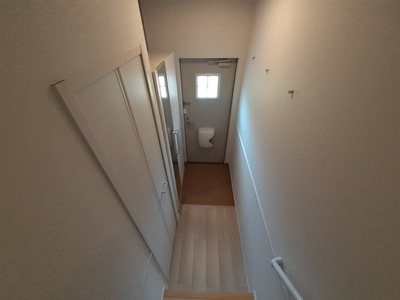 【玄関】 | ザ・ビレッジグリーン飾東 | 98