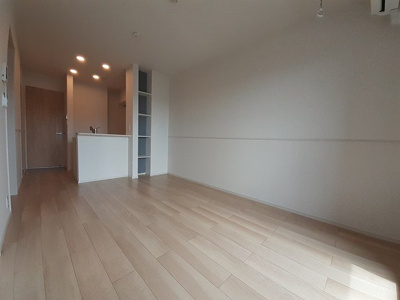 【居間・リビング】 | ザ・ビレッジグリーン飾東