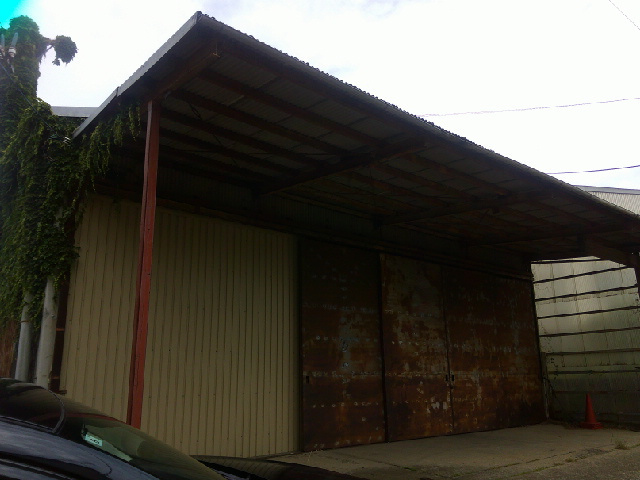 松戸市稔台３丁目の倉庫