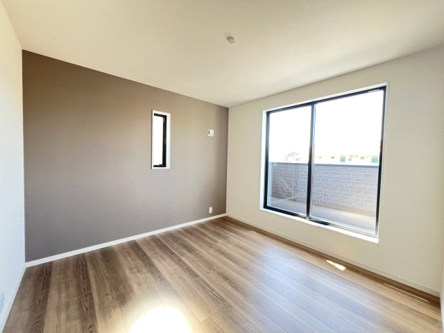 碧南市住吉町2期　新築分譲住宅　１号棟の洋室|南側6.13帖洋室