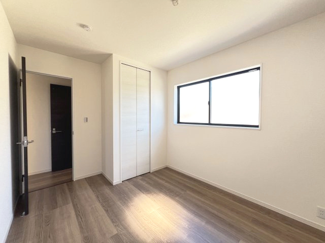 碧南市住吉町2期　新築分譲住宅　１号棟の洋室|5.44帖洋室