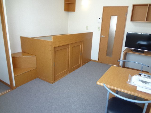 レオパレス瑞浪の居間・リビング