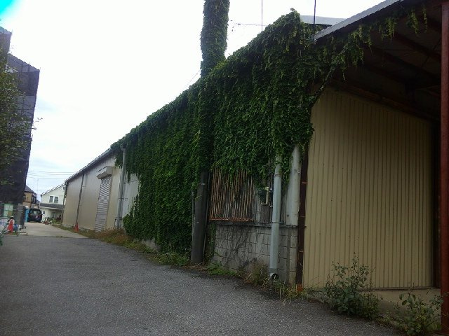 松戸市稔台３丁目の倉庫の外観