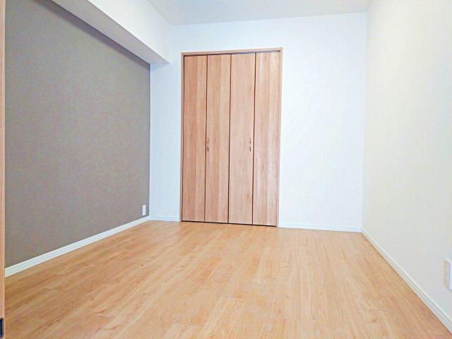 ダイアパレス東寺尾の洋室