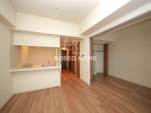 CAVANA梅田北の居間・リビング