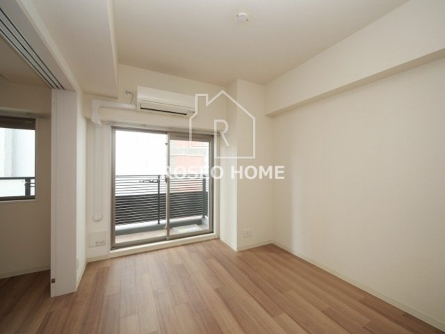 CAVANA梅田北の居間・リビング