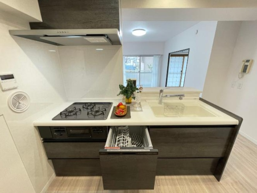 ピアコート春日部弐番館のキッチン|きれいなキッチンです