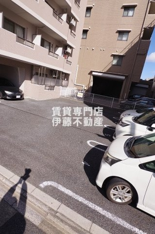 サン笠取の駐車場