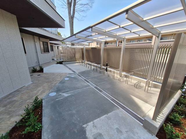 ポルトアンピエール（南棟）のその他共用部分|★屋根付き駐輪場★