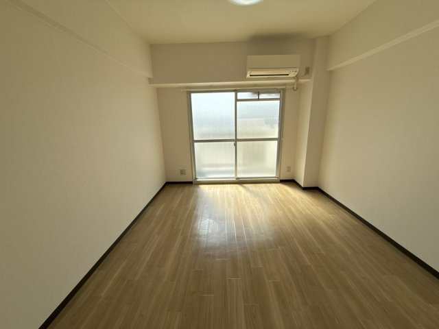 飾磨中村コーポの寝室