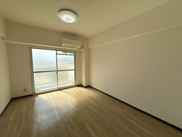 飾磨中村コーポの子供部屋