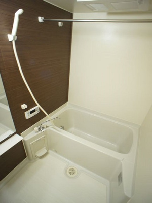 【浴室】 | アニメート・ヴィラF | 日々の疲れをリセットできる浴室です♪