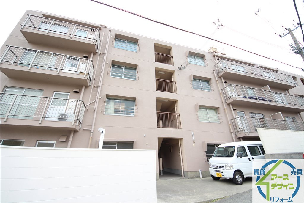 ピアシティ朝霧の外観