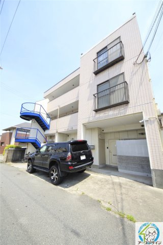 アネックス二見の駐車場