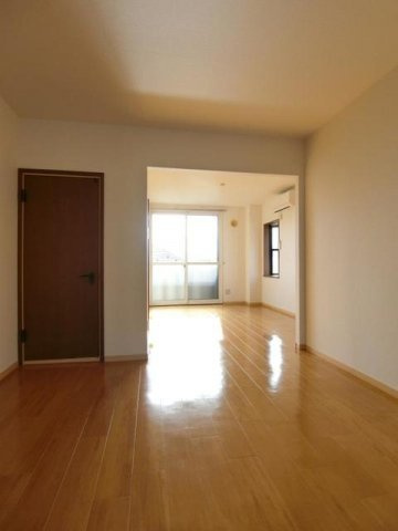 サンシャイン・ドミールのその他