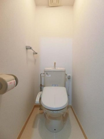 サンシャイン・ドミールのトイレ