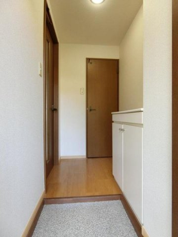 サンシャイン・ドミールの玄関