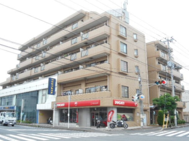 ニューパレスプロスパーの外観
