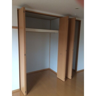 【玄関】 | フラッツァ　ドゥーズ　C　(オール電化)