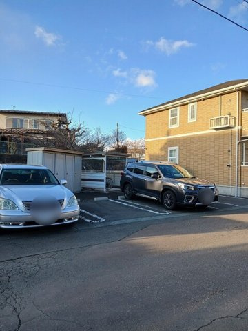 グランツエクセレントＢの駐車場