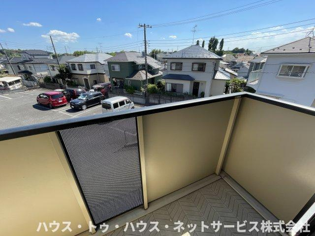 グリーンシャトル　Ｄのバルコニー