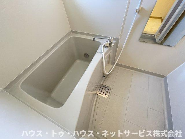 グリーンシャトル　Ｄの浴室