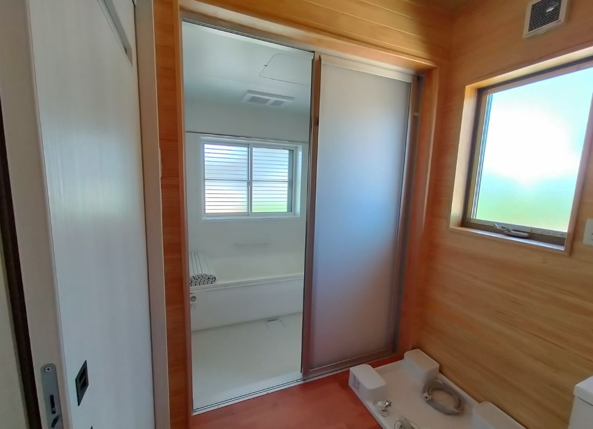 都城市蓑原町の中古一戸建の独立洗面台