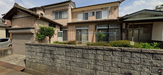 見附市昭和町1丁目　車庫付き中古戸建【商談中】