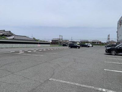【駐車場】 | オプトボール1階貸店舗