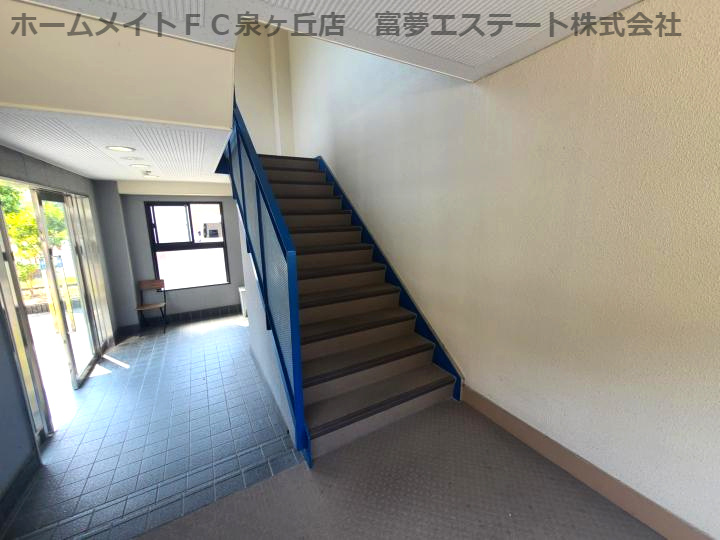 ウィスタリア藤のロビー
