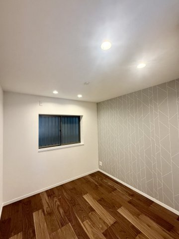 フルリノベ中古戸建　大東市緑が丘1丁目（平成6年築）の洋室
